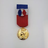 Médaille-vermeil